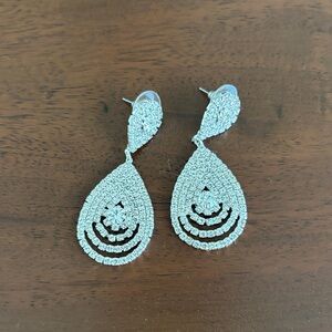 Elegant Silver Teardrop Crystal Drop Earrings - Women Jewelry